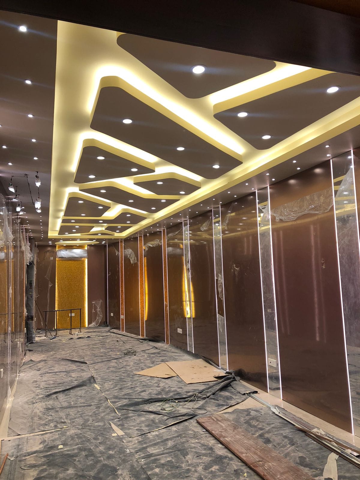 Commercial Multi-Tier Architectural Linear LED Ceiling