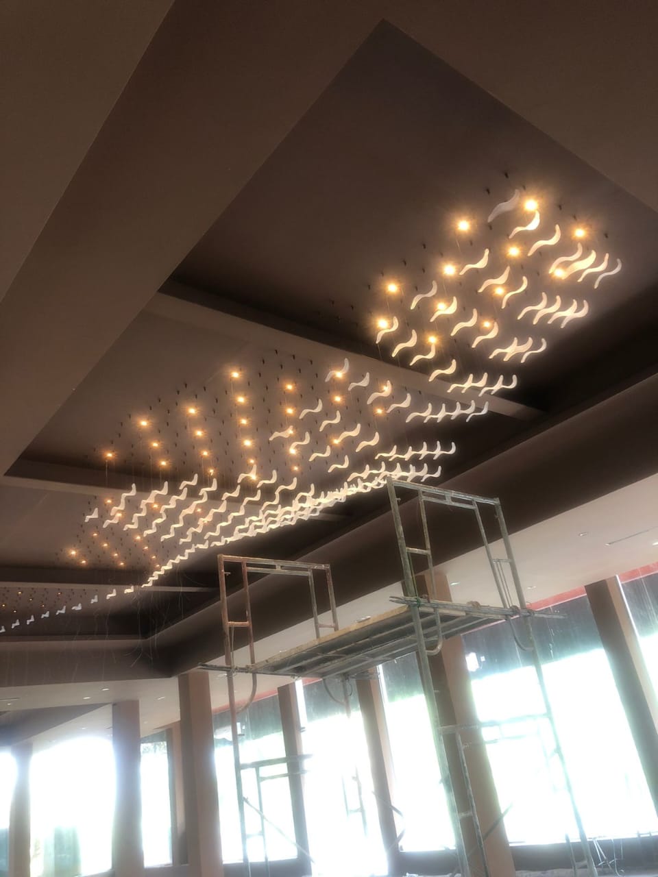 Wide banquet hall illumination